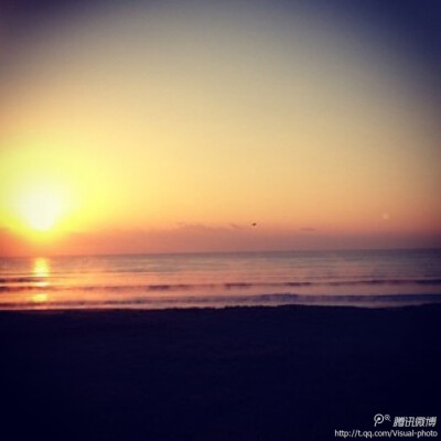 生命没有彩排，每天都是直播。迎着朝阳，踏上属于你的旅途。