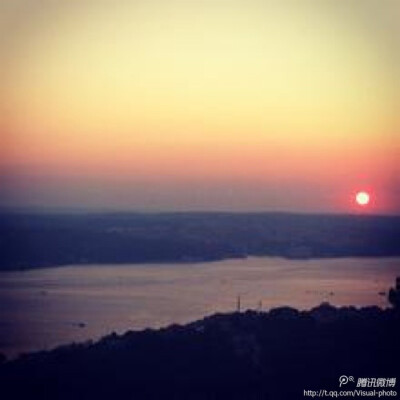 生命没有彩排，每天都是直播。迎着朝阳，踏上属于你的旅途。