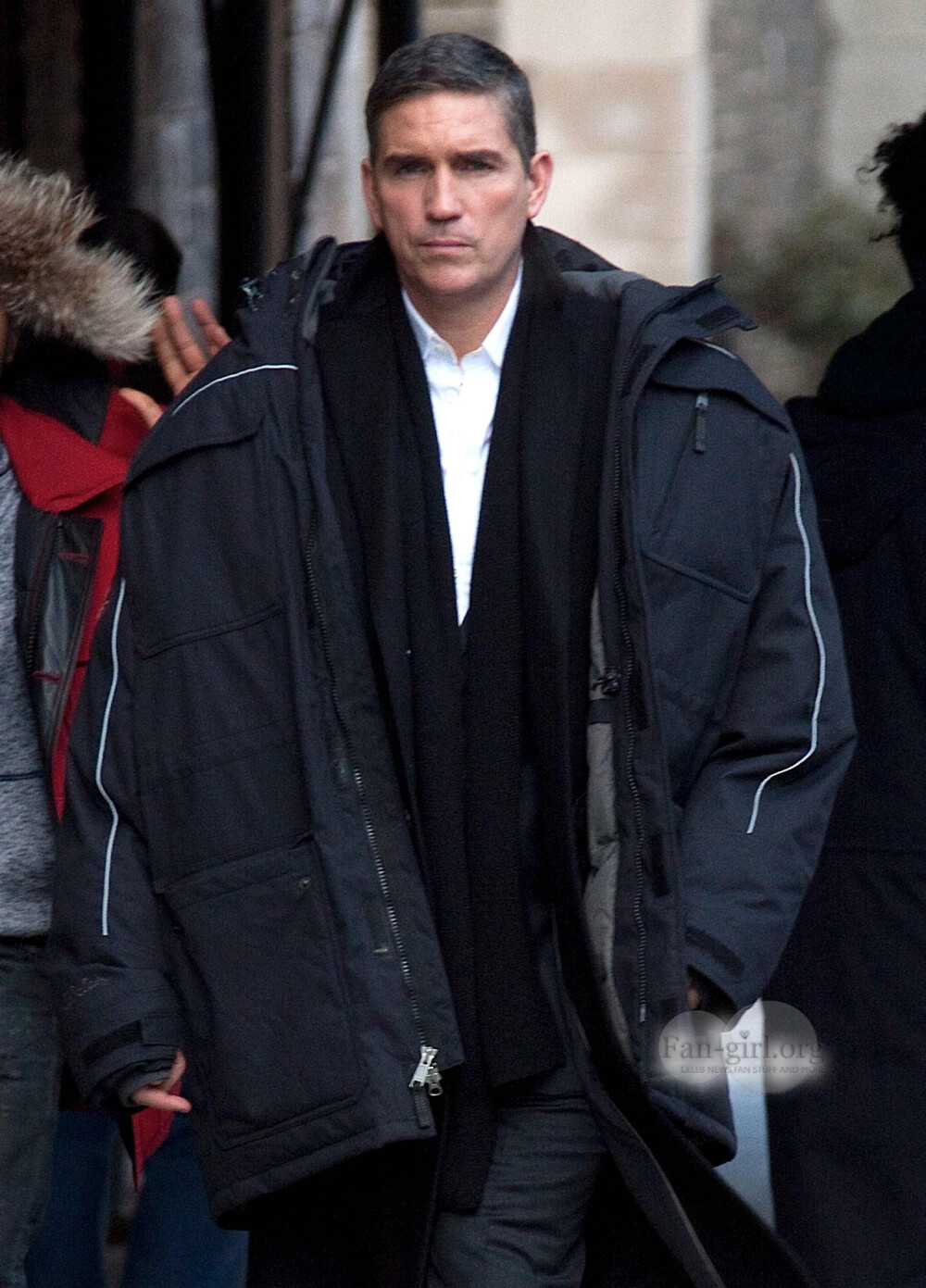 Jim on POI set, BTS for SE416, “Blunt” on January 8, 2015 Happy New Year POI Cast &amp;amp; Crew working hard with temperatures around 10 degrees