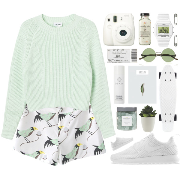 A fashion look from January 2015 featuring green top, short shorts and Timex. Browse and shop related looks.