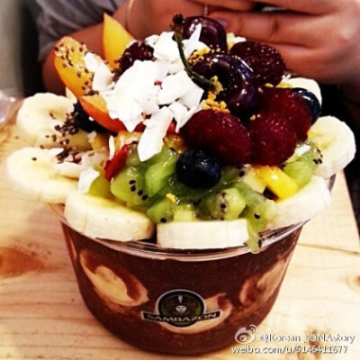 健康的餐后水果 #ACAI BOWL# 样子太好看~ 웰빙 디저트! @韩国行 @韩美食