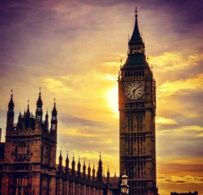 英国大本钟唯美HDR摄影作品，美轮美奂喔，已沉醉了。