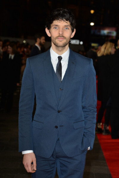 #Testament Of Youth Premiere##Colin Morgan# on the red carpet on jan.5【总50P下载 O网页链接 密码dy49 , farfarawaysite O网页链接】毛孔级高清 共计50P已放完 总裁范 运筹帷幄 自信 更加的适应环境 比上次更放…