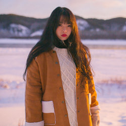 冬春热卖 森系麂皮羊羔绒大衣 英伦风中长款外套 复古文艺百搭