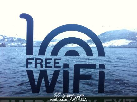 尼斯湖游轮上的WiFi标志，太扣题了~