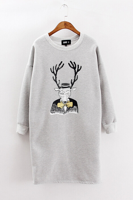 72鹿先生72日系复古森女印花图案抓绒长款卫衣