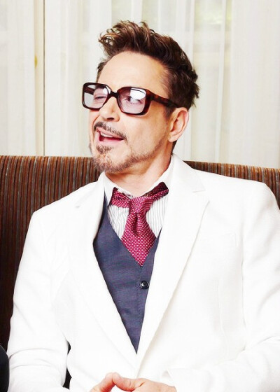 Robert Downey Jr.小罗伯特唐尼 增高垫菊苣 气场两米八 壕