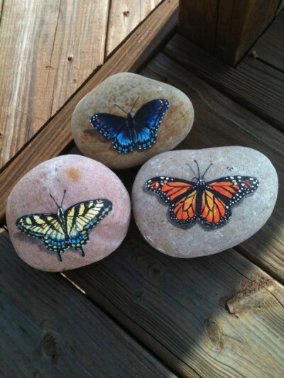 from Mark Montano: Rockin' It! Awesome...these butterflies look like they're about to take flight by Shannon@trendyartist.com.
