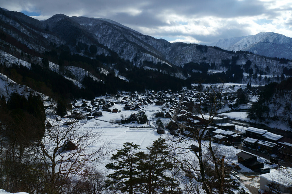 【雪村温馨夜景】白川乡合掌村 (9)