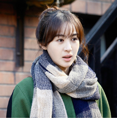 韩国秋冬季新款仿羊绒蓝白格子毛线围巾女大围脖披肩学生冬天加厚
