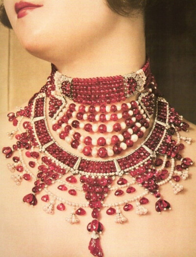 Cartier / Ruby, pear...