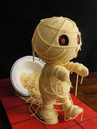 Mummy Noodle yarn cake first entry for Threadcakes! I’m excited to be participating this year :) The mummy stands 14 inches tall and s...