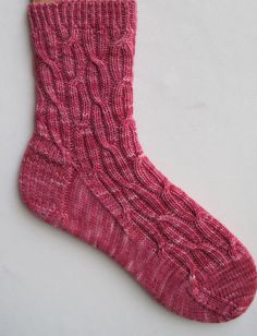 Easy Knitting Socks Patterns | Knit Sock Pattern: Easy Cable Ribbed Socks Knitting Pattern