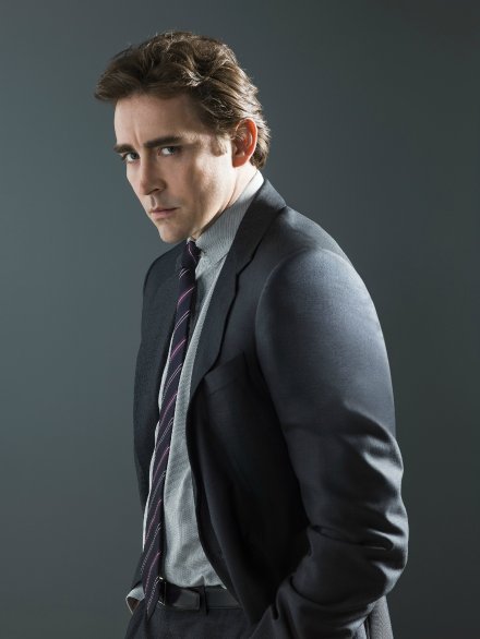 一组#halt and catch fire# #奔腾年代#第一季#Lee Pace#的高清剧照（3600长或宽)，大到可以刷长睫毛的size！另外，该剧的制片人在最近的采访里面透露【第二季的信息】：放心Joe不会一直徜徉荒野，他还有第二季的主角戏份要演，Joe永远是我们创作的理由，他是介入每个人生活的催化剂