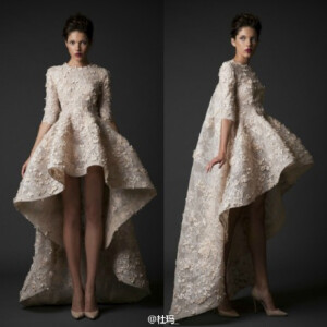 什么叫落入凡间的天使，看了Krikor Jabotian 2014 - 2015秋冬系列，你自会找到答案。裙摆的蓬松、香肩上的设计细节等等，都让你舍不得碰触这一件件艺术品。就连酷酷的连身裤也不失华丽感。