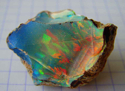 Opal 蛋白石 代表产地：Amhara Province, Ethiopia