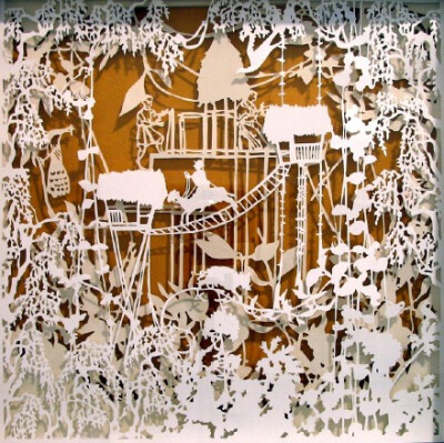 澳大利亚艺术家Emma van leest 纸艺作品 | Emma Van Leest1978年出生于墨尔本。2009年，她举办了个人剪纸艺术展。Emma的剪纸图案繁复、华美又不失精致，心灵手巧得让人惊叹。