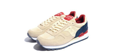 香港SAUCONY SNEAKERS 