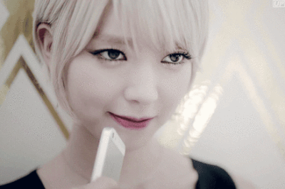 #AOA#朴初雅猫步轻悄(Like A Cat)MV动图