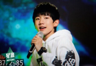 #羊年春晚看王源##2015湖南春晚# 150212湖南卫视小年夜春晚 预览@TFBOYS-王源