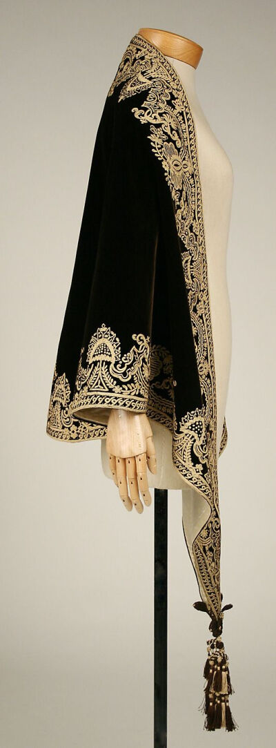 1857-1860 Mantle. Silk, American at Met Museum