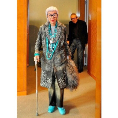 93岁的潮奶奶Iris Apfel 时尚不分年龄