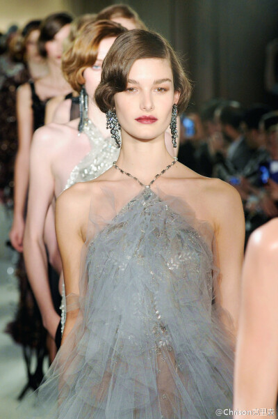 Marchesa 2015 Fall/Winter. 葛丽泰·嘉宝的好莱坞黄金时代。转自Chrison克里森微博