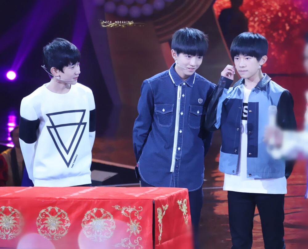 TFBOYS 2015北京卫视春晚