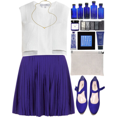 A fashion look from February 2015 featuring topshop shorts, BCBGMAXAZRIA and blue pumps. Browse and shop related looks.