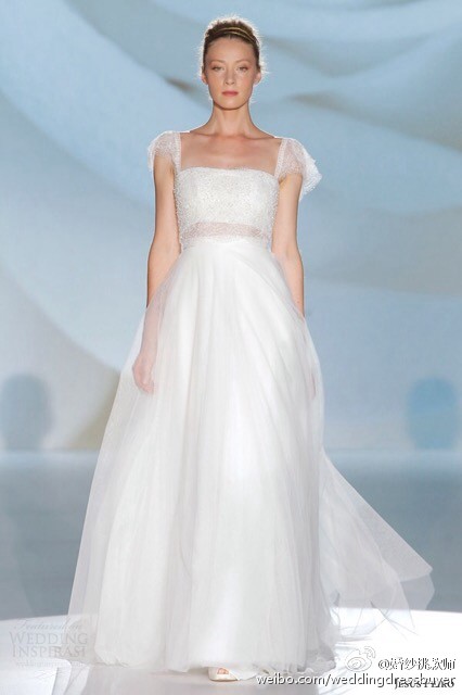 Jesus Peiro 2015 Wedding Dresses Perfume Bridal Collection