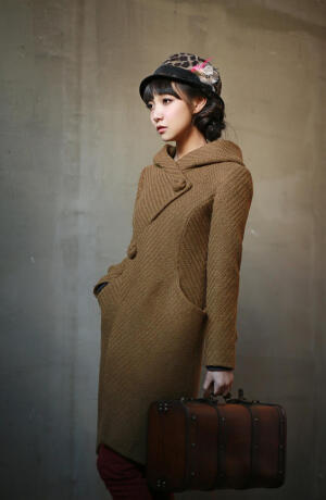 斜阳巷里 踏上开往北方的列车 粗犷大方设计师款编织纹理毛呢大衣