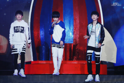 TFBOYS 2015湖南卫视春晚