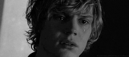 Evan Peters 伊万彼得斯