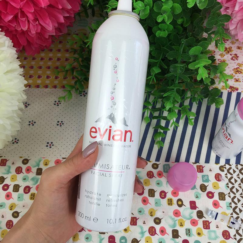 腻娃 行货 Evian 依云天然矿泉水喷雾300ml 爽肤水 清爽保湿