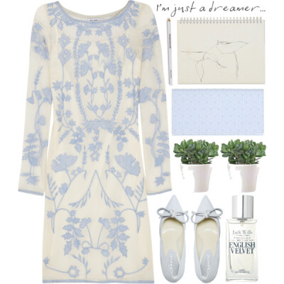 a dreamer of English Velvet.