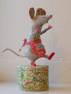 paper mache mouse