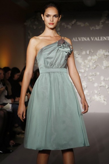 2012新款婚纱礼服|Alvina Valenta -2010-14