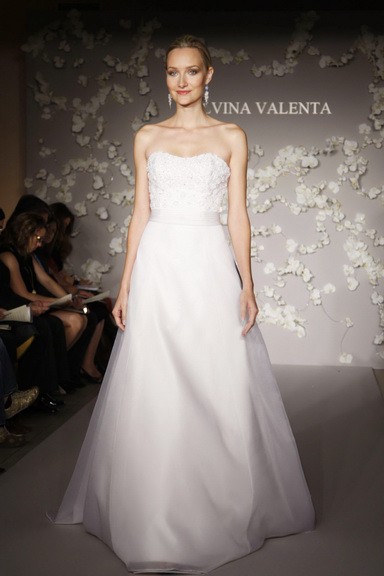 2012新款婚纱礼服|Alvina Valenta -2010-07