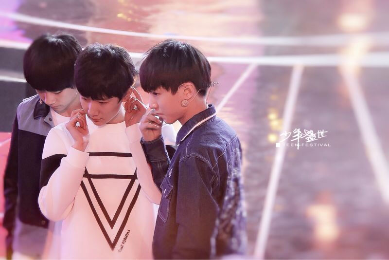 TFBOYS 2015北京卫视春晚彩排