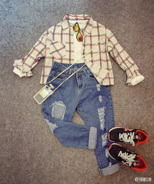 春装搭配，喜欢关注@搭配迷