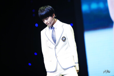 @TFBOYS-王俊凱 等你一步步實現(xiàn)愿望，讓世界記住你的模樣。（cr：@心拍數(shù)四度