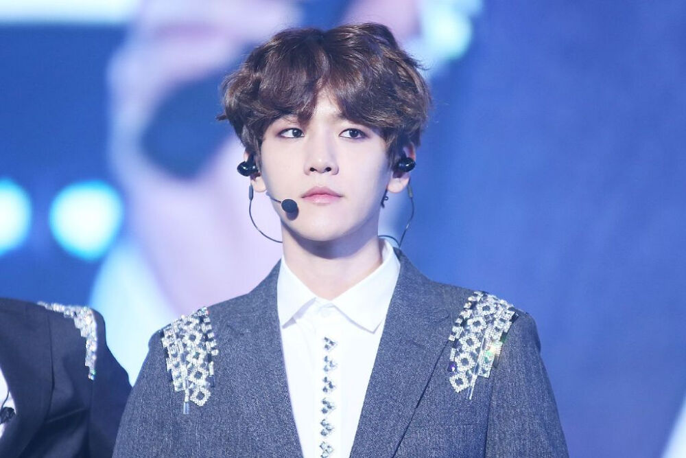 #边伯贤# #BAEKHYUN# 【BEATRATE】开站打包 INDEX 2P+DATA 25P+VIDEO 5则 打包下载【O网页链接】 站子地址【O网页链接】开站粗卡!!!打包久等了~