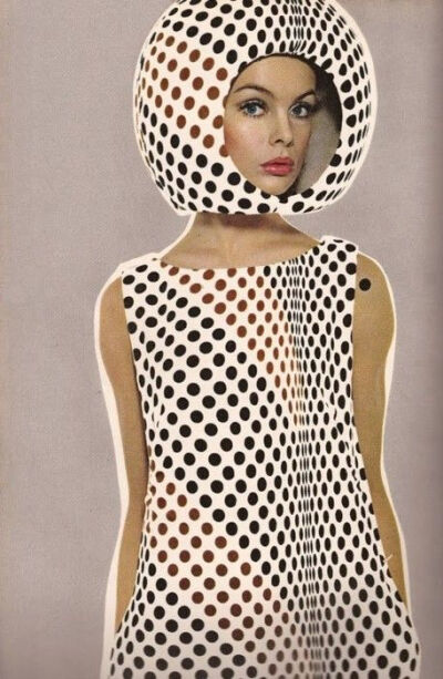 Harper’s Bazaar, April 1965. Photographer: Richard Avedon. Model: Jean Shrimpton