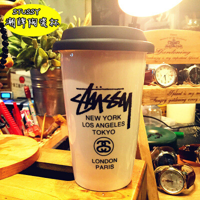 韩国创意STUSSY陶瓷水杯带盖双层隔热杯字母杯奶茶杯咖啡杯马克杯