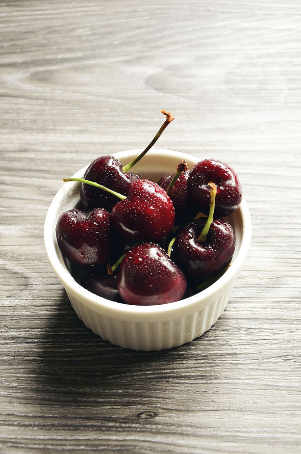 草莓ampamp车厘子