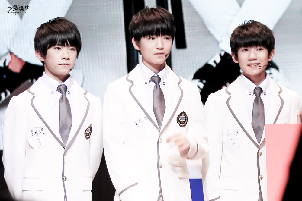 TFBOYS 步步高家教机超级公开课