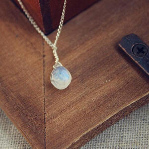 木头果子高品质水滴月光石有蓝光洒满月光的夜B手链