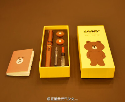 #lamy#限量套装（笔＋2个回形针＋黑/蓝墨水各1支），钢笔43200韩元，圆珠笔30400韩元。Made in Germany/Designed by LINE.