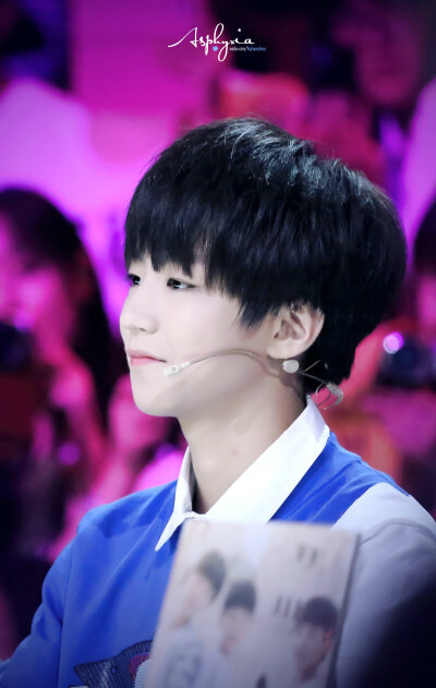 TFBOYS 王俊凯 深圳年代秀 1407 cr：Asphyxia_窒息站