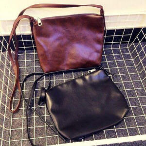 简约文艺方形韩版斜挎原宿小包包学院风百搭潮包PU女包复古包